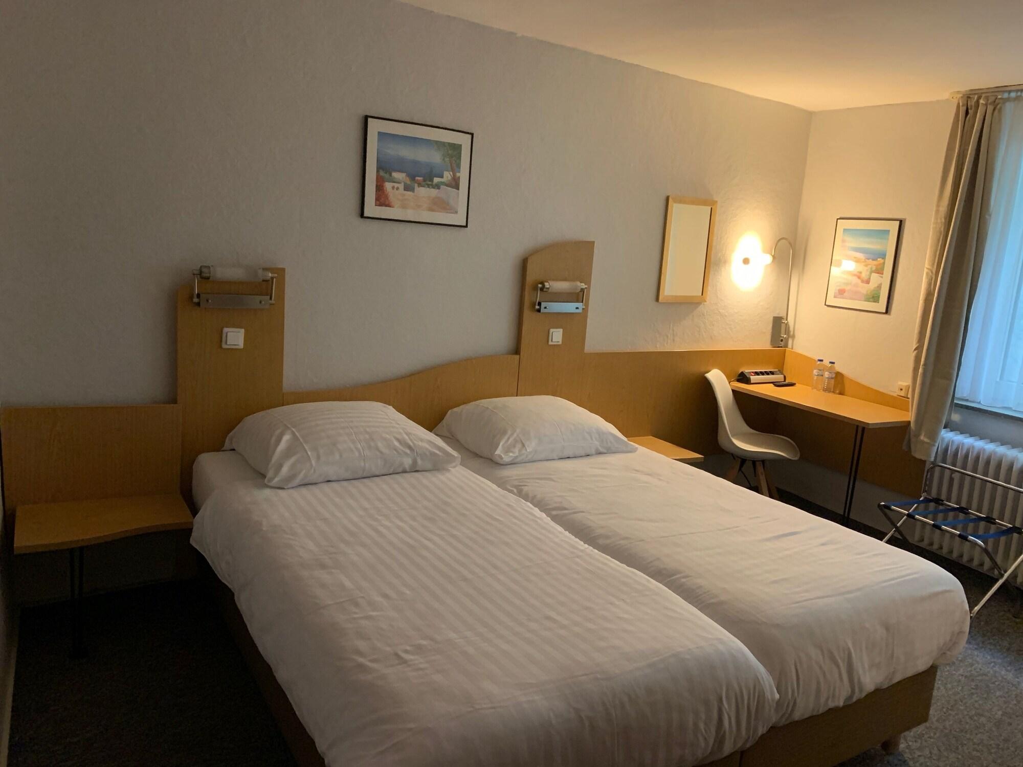 Hotel Berg Kolín nad Rýnem Exteriér fotografie