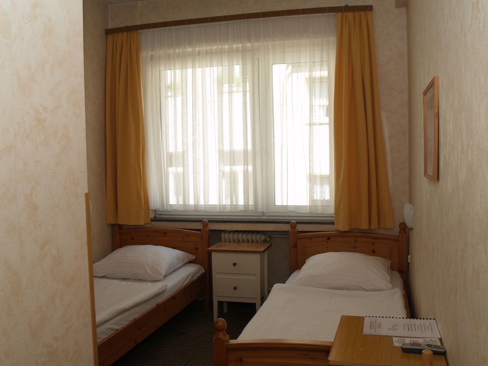 Hotel Berg Kolín nad Rýnem Exteriér fotografie