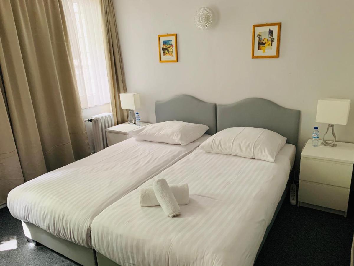 Hotel Berg Kolín nad Rýnem Exteriér fotografie
