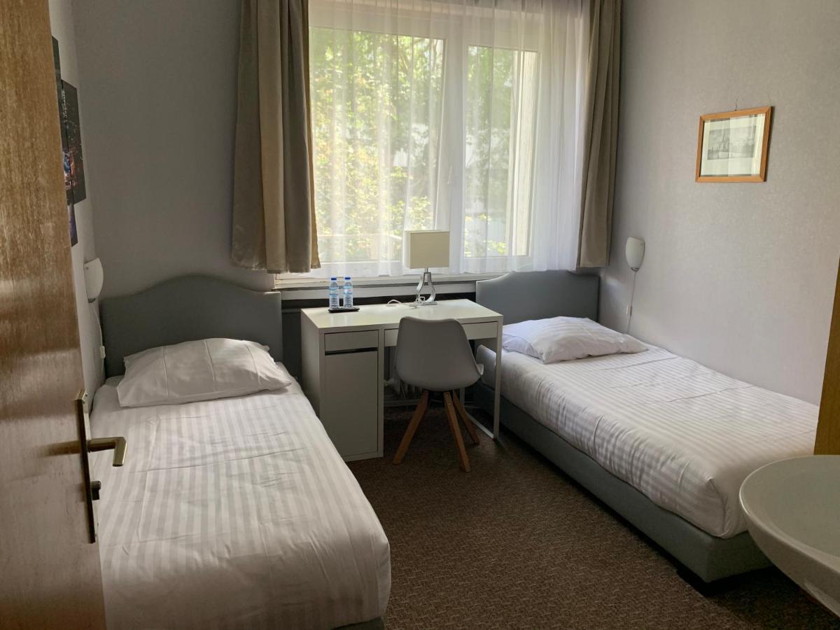 Hotel Berg Kolín nad Rýnem Exteriér fotografie